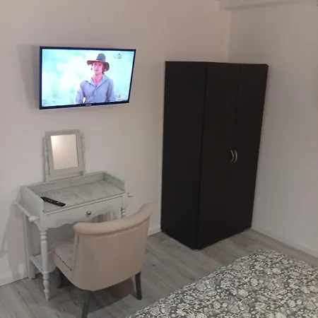 Grand En Souplex Entier דירה קסטרה