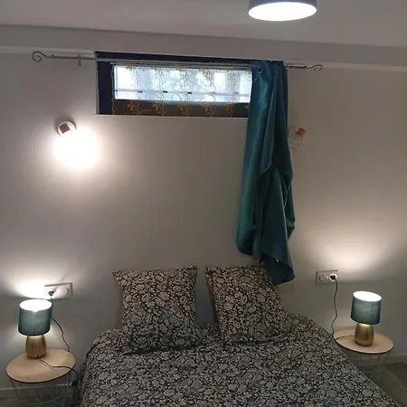 Grand En Souplex Entier * קסטרה